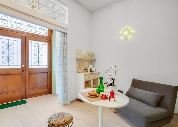 Appartamento Guesthost - Madame Fully Equipped