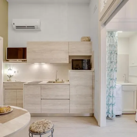 Apartment Madame Bari' In The Heart Of